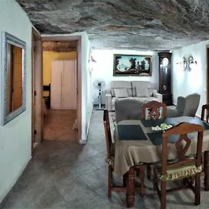 Cueva Sasha San Miguel de Abona